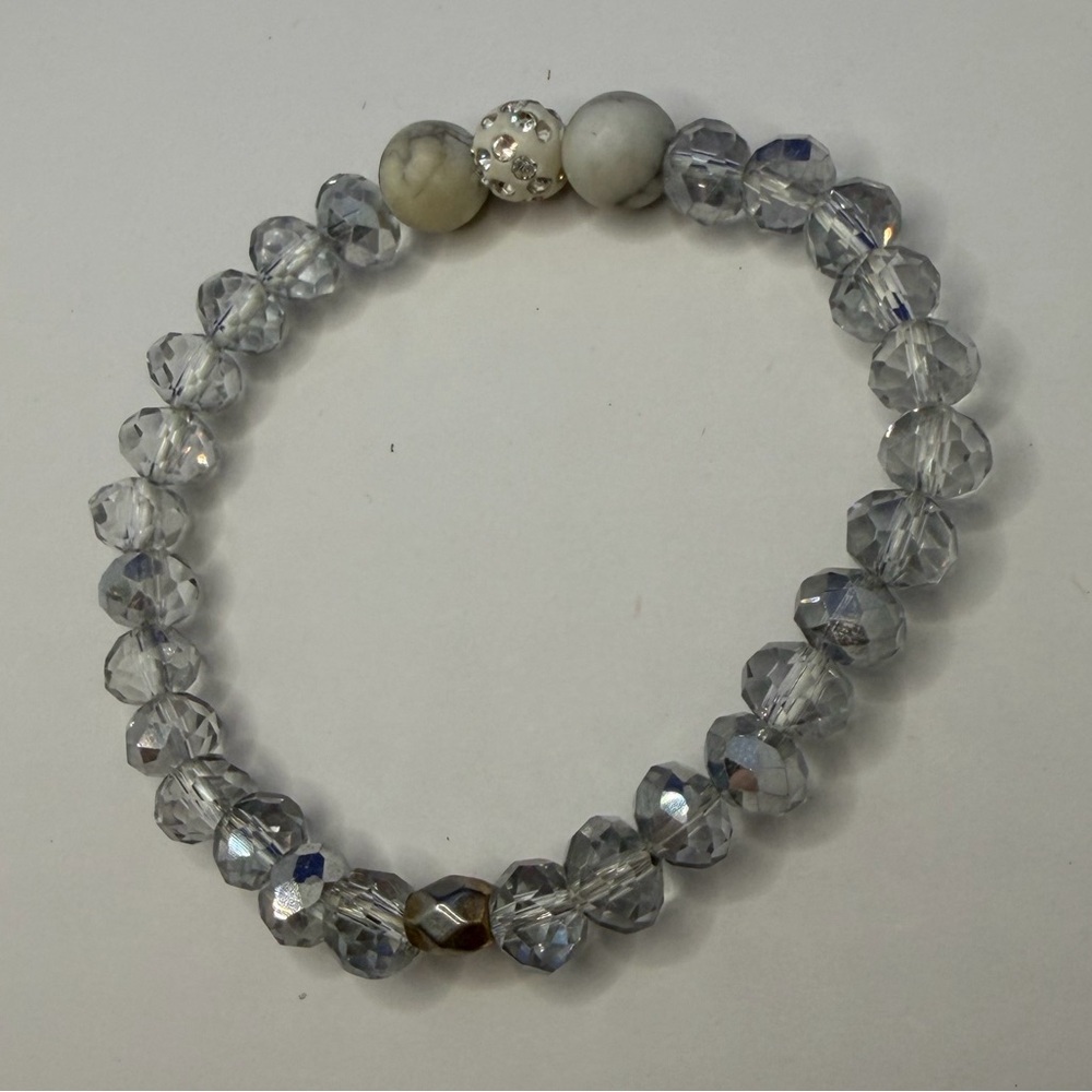 Clear Faceted Bead Stretch Bracelet with White Accent